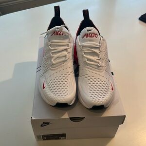 NIB Air Max 270 Size 8